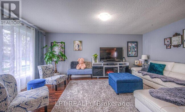 Photo - UPPER- 16 BLACKWELL DRIVE