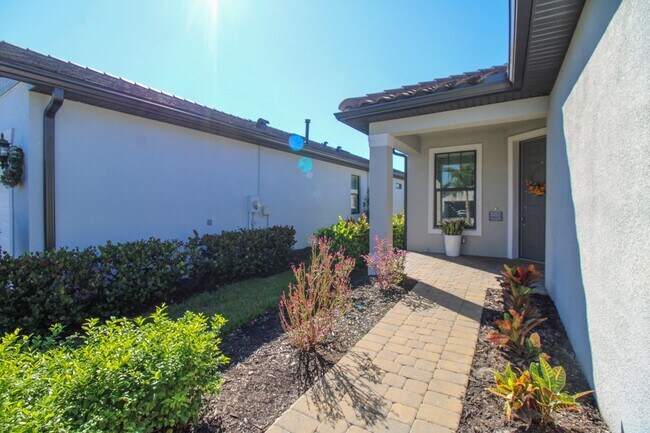 Photo - ***MANATEE COVE***UNFURNISHED-ANNUAL RENTAL***NOW AVAILABLE***BEAUTIFUL- NEW CONSTRUCTION***