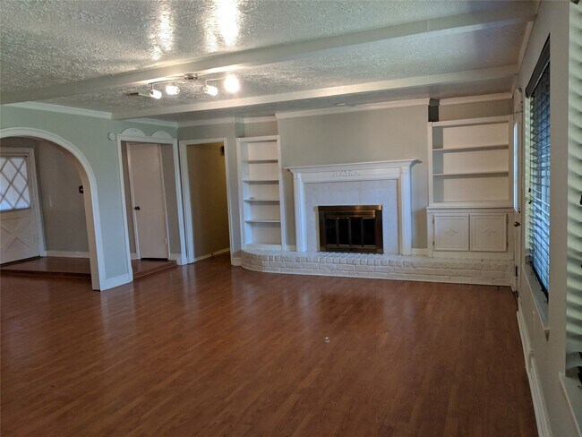 Photo - 5519 Birchgate Dr