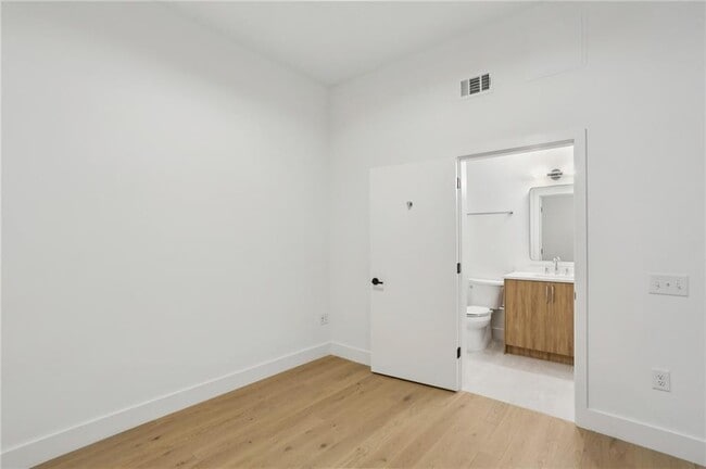 Photo - 567 Ponce De Leon Ave NE Unit 409