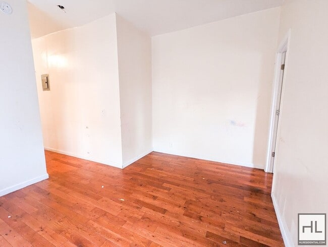 Photo - RALPH AVENUE Unit 4C