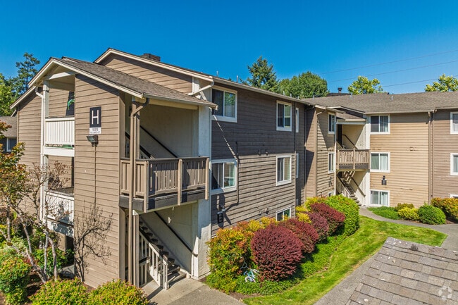 Parkwood Apartments