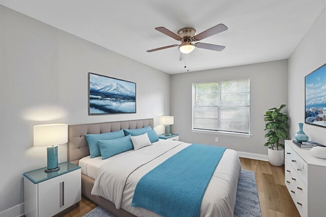 Photo - The Landings