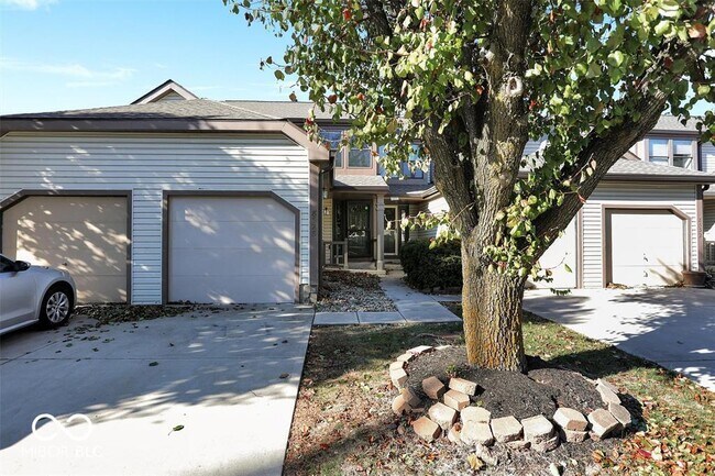 Photo - 8528 Hague Rd