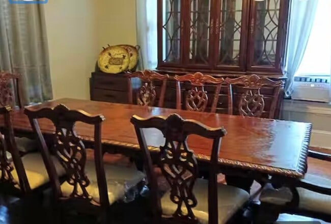 Photo - 1890 Coleman Ave