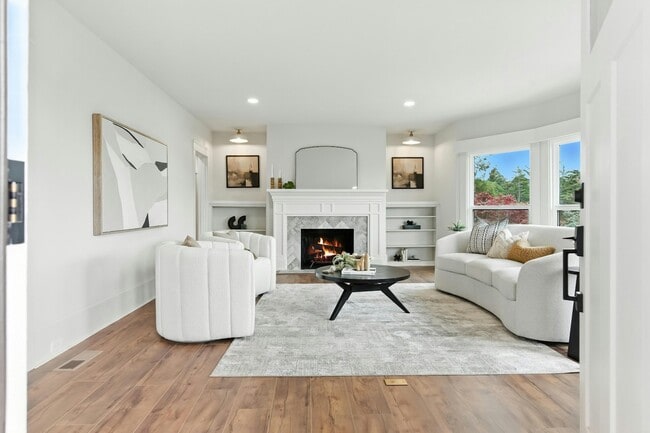 Photo - 5020 Golden Gate Ave