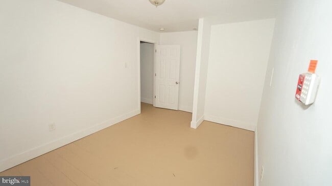 Photo - 1921 W Diamond St