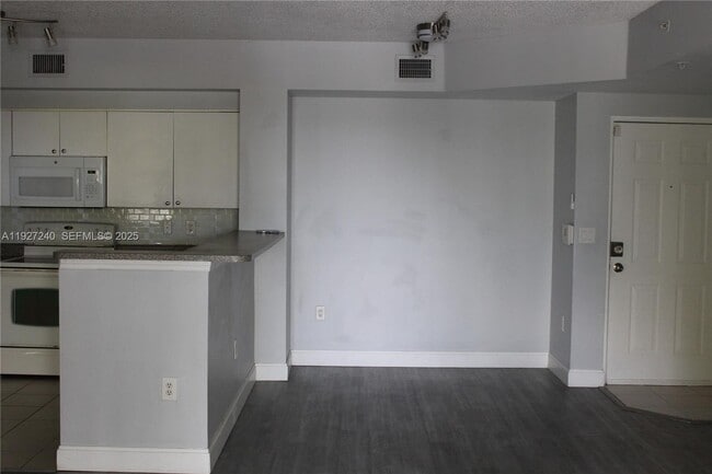 Photo - 1541 S Ocean Blvd