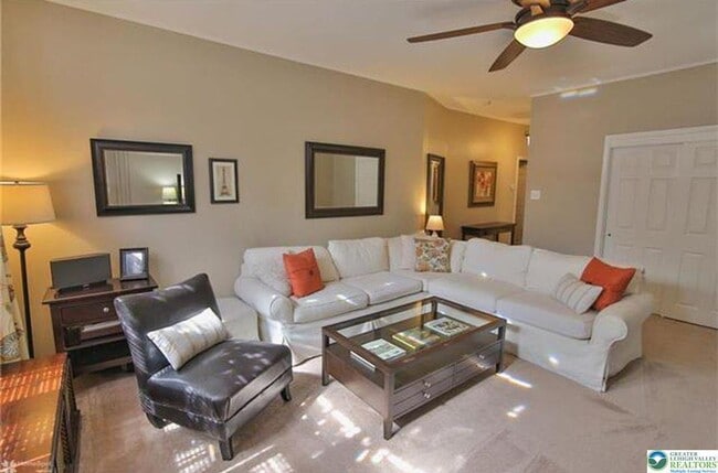 Photo - 325 N Eighth St Unit 1