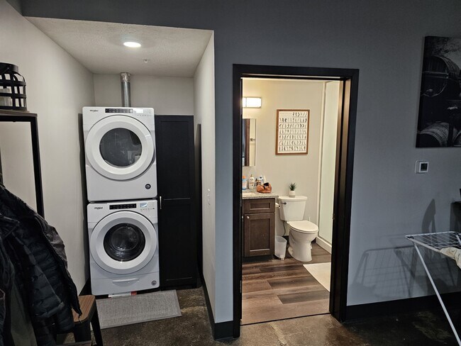 Willys Knight Lofts