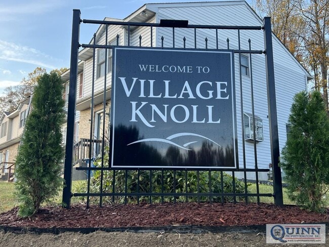 Photo - 124 E Village Rd