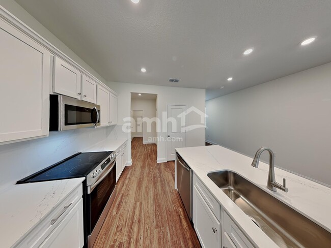 Photo - 264 Onate Cir