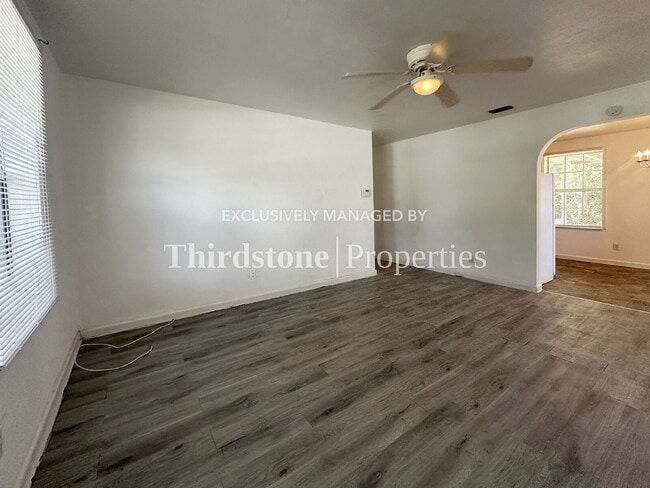 Photo - 5638 Vernon Rd