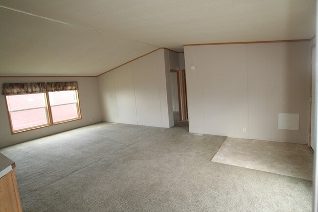 Photo - 3 Bedroom Modular Home in Babcock Vista!