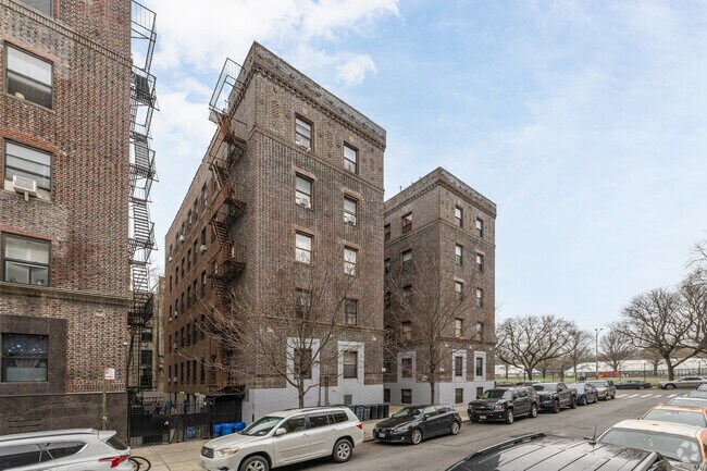 Alternate side view 2. - 10 Westminster Rd