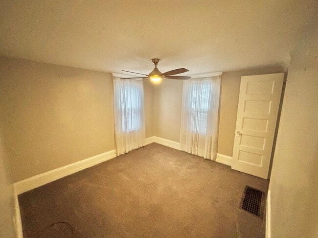 Photo - 19-21 Cornell Street Unit 19-21 Cornell St DN Rear