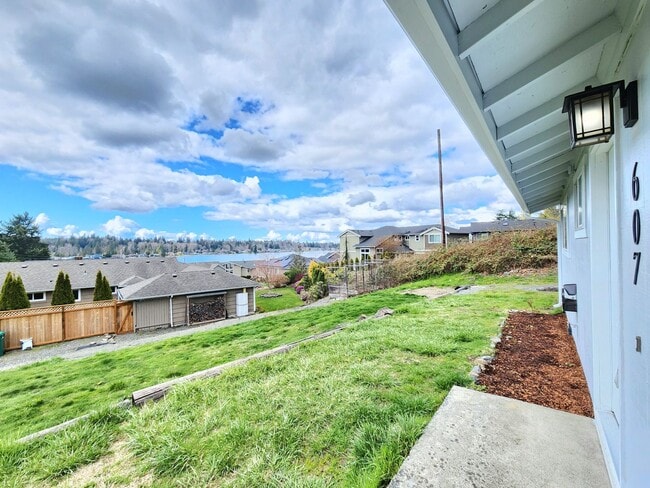 Photo - 3 Bedroom / 1 Bath Home in Lake Stevens with View