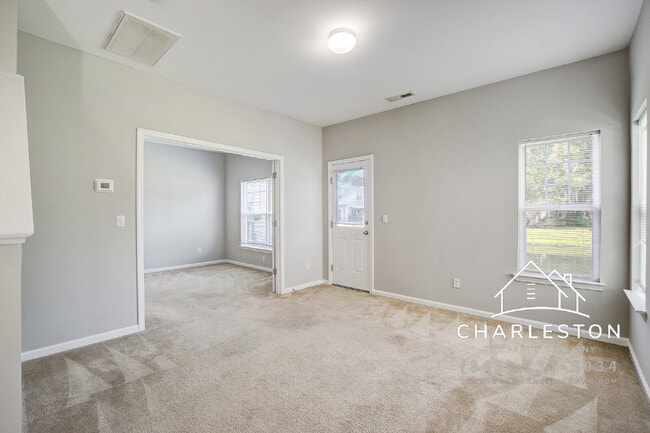 Photo - 198 Grand Oaks Dr