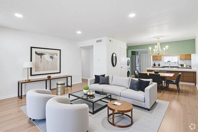 Building Photo - 14333 Memorial Dr Unit 75 Rental