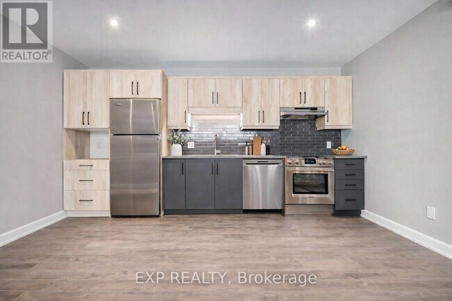 Photo - 1224 Montblanc Cres