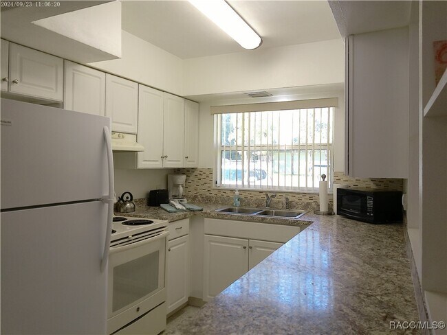 Photo - 3515 S Fitch Ave