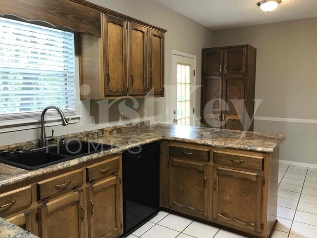 Photo - 1622 Keeneland Dr