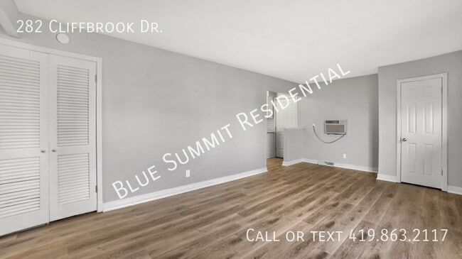 Photo - 282 Cliffbrook Dr