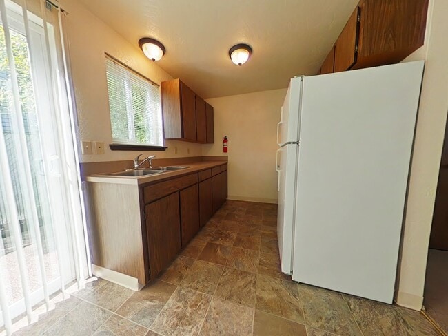 Photo - Cozy  1 Bedroom Townhouse ~ South Corvallis