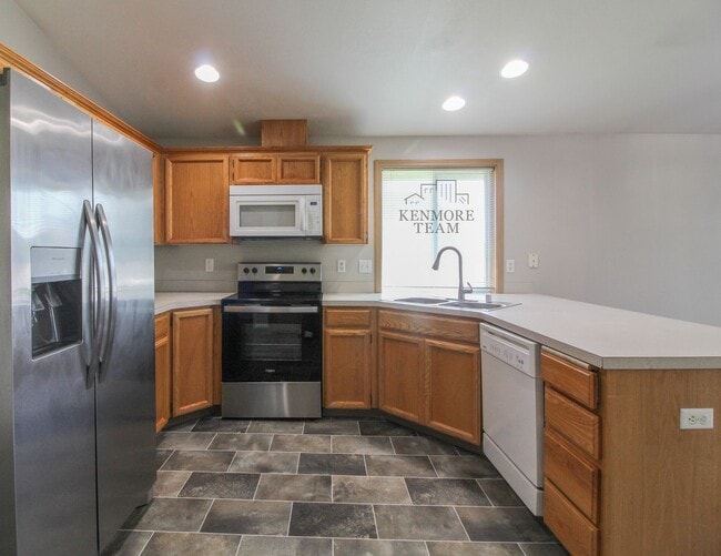 5108 Montague Ln