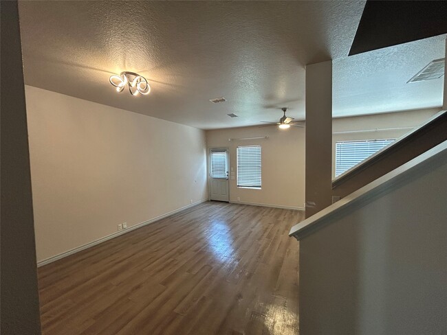 23831 Pebworth Pl