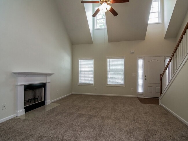 Photo - 6862 Grand Hickory Dr