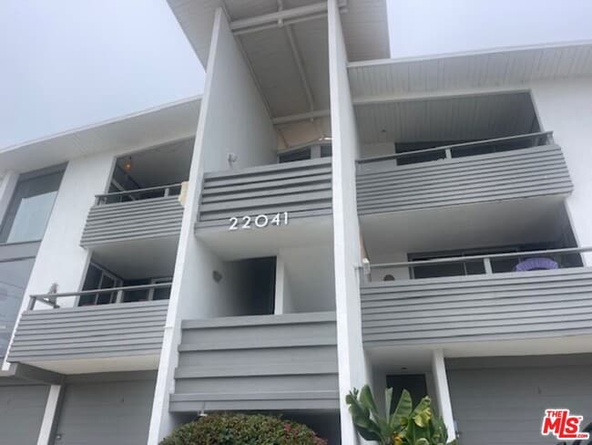 Photo - 22041 Pacific Coast Hwy Condo Unit 2