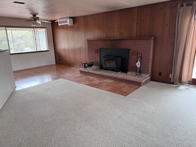 8 Paul Rd
