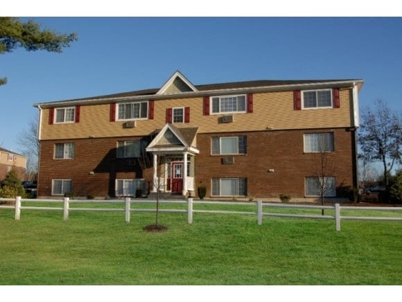 Building Photo - 3951 Brown Ave Unit 112