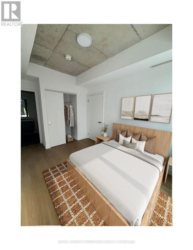 Photo - 1720 Bayview Ave