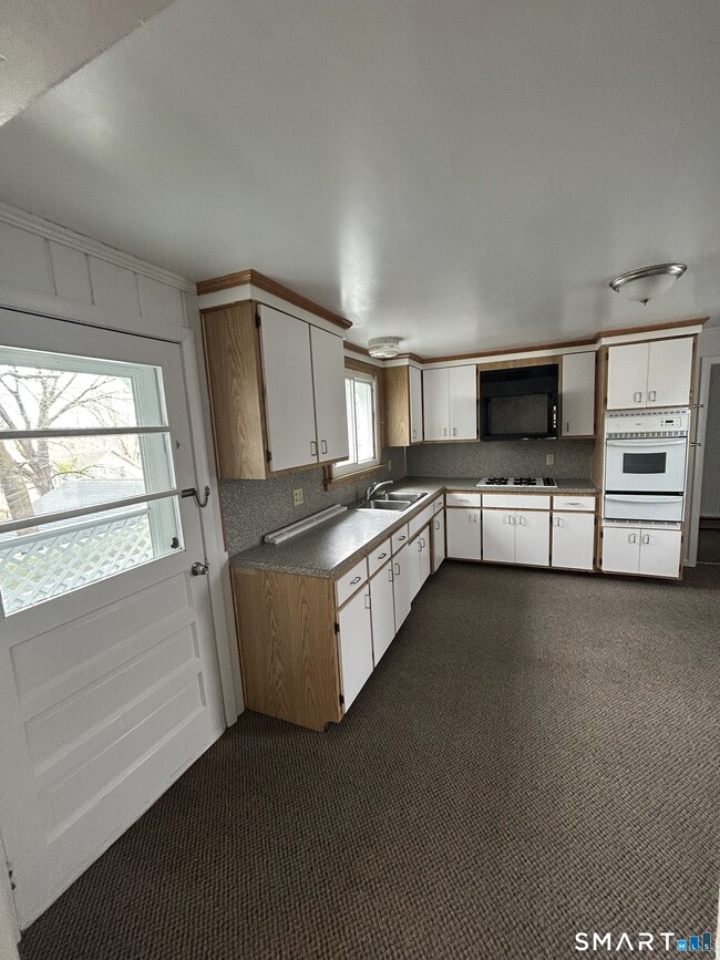 Photo - 73 Peck St Unit 2