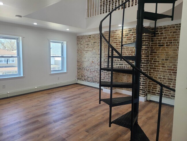 Photo - 201-203-203 N 2nd St Unit 6