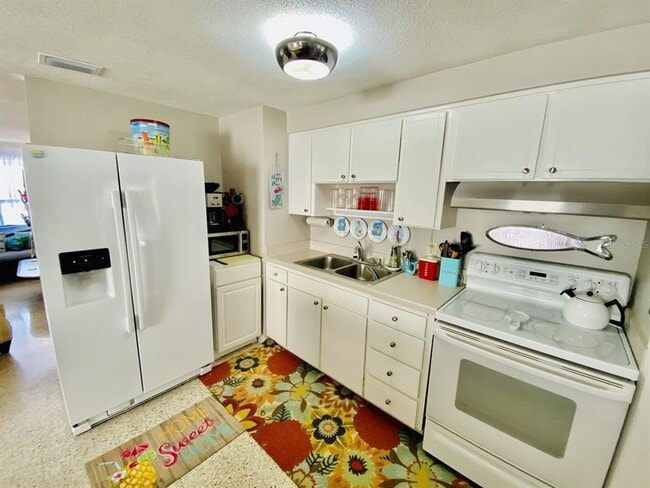 Photo - 817 10th Ave