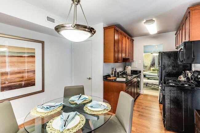 Photo - Lerner Morningside