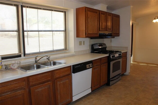 14111 S Green Hills Loop