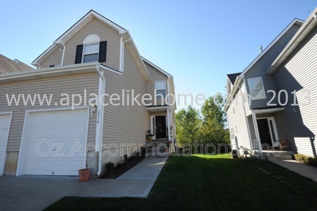Building Photo - 2216 SW Rambling Vine Rd Rental