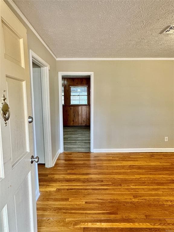 Photo - 875 Karen Rd