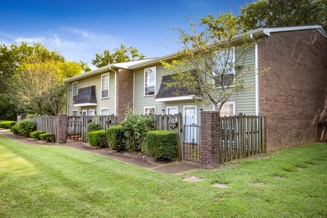 Photo - Spacious 1 Bedroom, 1.5 Bath Townhouse – Minutes from Nashville Unit 223B
