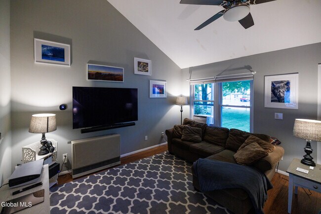 Photo - 178 Arrow Wood Pl