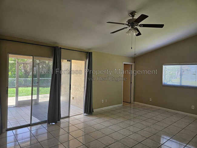 4114 Skyline Blvd Unit D