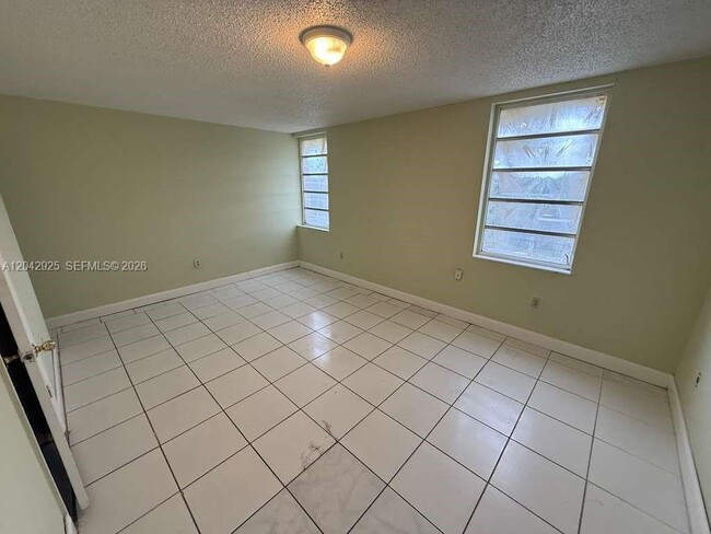 Photo - 1900 W 68th St Unit G308