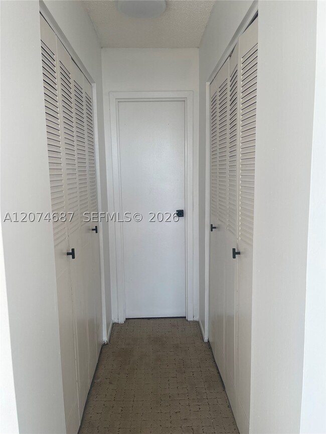 Photo - 16851 NE 23rd Ave Unit B621