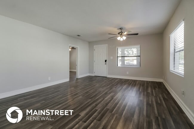 Photo - 4118 Minoso St