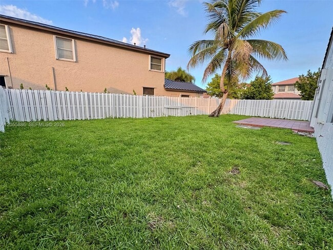 3393 SW 180th Way