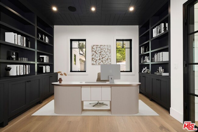 Photo - 1744 Correa Way